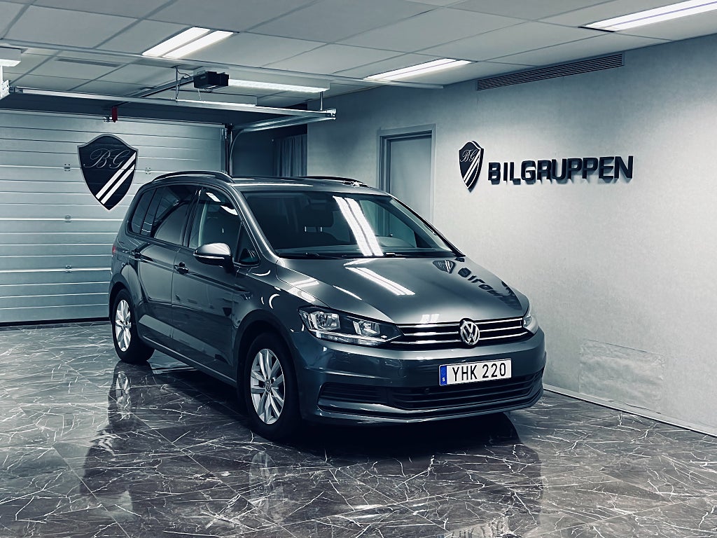 Volkswagen Touran 7-seat 1.4 TSI BMT|Drag|M-värmare|Backkamera|Fullservad