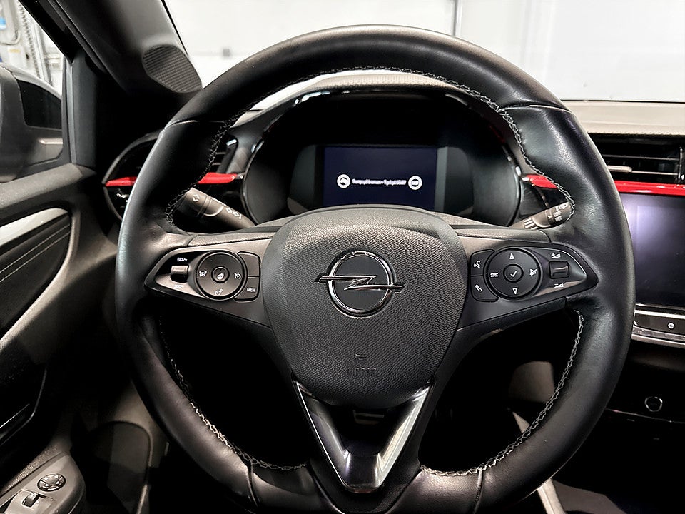 Bild på Opel Corsa-e GSI 50kWh 136hk Aut B-KAMERA CARPLAY