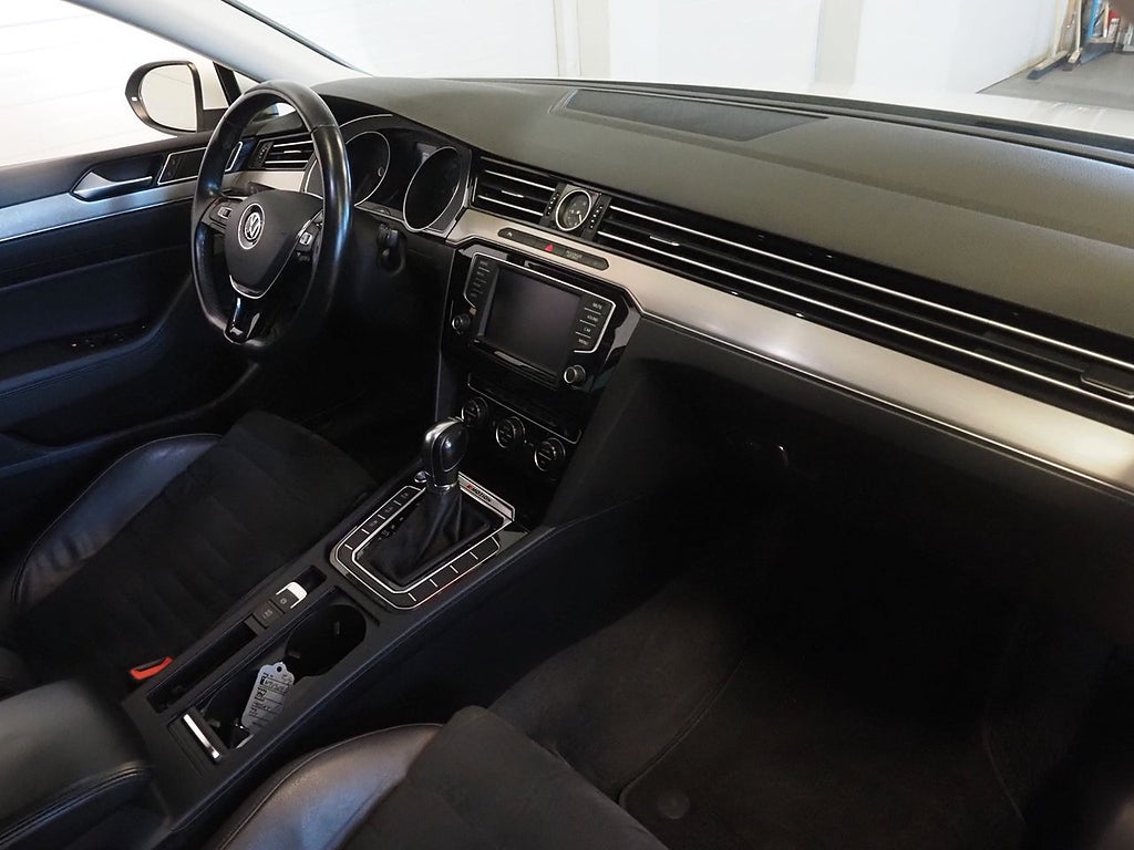 Volkswagen Passat SC 2.0 TDI 4Motion 240hk GTS Drag Kamera D-Värmare