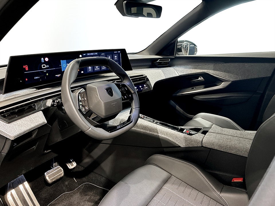 Bild på Peugeot 5008 GT Hybrid 145hk Aut KAMPANJ BRÄNSLE INGÅR
