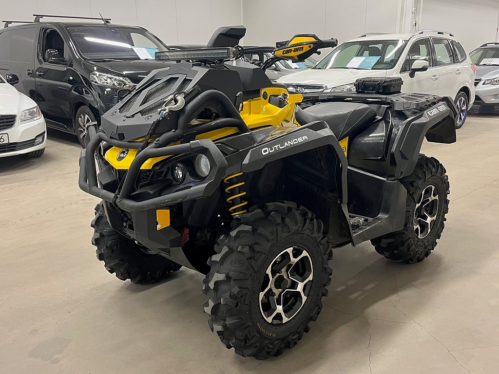 Can-Am Outlander 650 XMR 63hk Handtagsvärmare/Vinsch/Påkostad/Låga mil