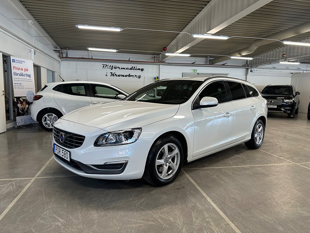 Volvo V60 D4 Geartronic Momentum Värmare Drag Rattvärme Nybesikt