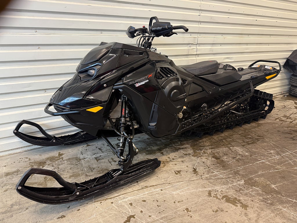 Ski-Doo SUMMIT EXPERT 850/1428:-/MÅN-23