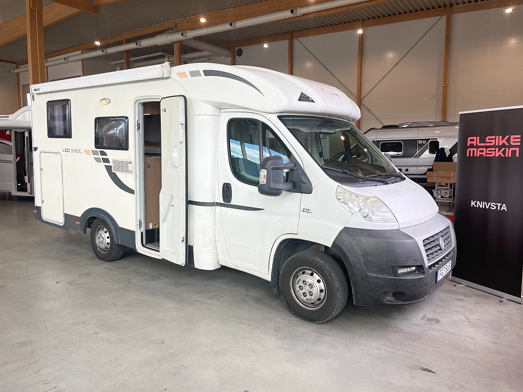 Sun Living LIDO S 42 SL / Solcell / B-Körkort / Höga långbäddar / 2887kr/må