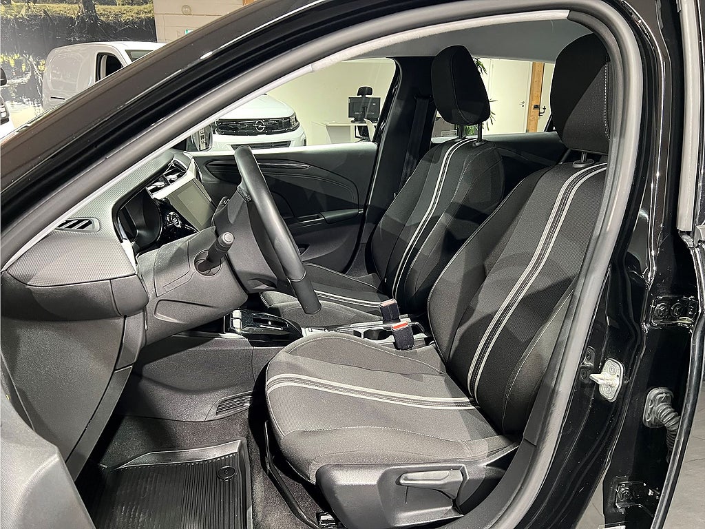 Bild på Opel Corsa-e D&T 50kWh 136hk Aut - B-KAMERA,RATTVÄRME,CARPLAY