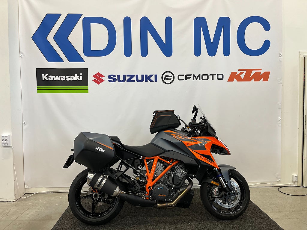 KTM 1290 Super Duke GT "Nyservad, endast 480mil"