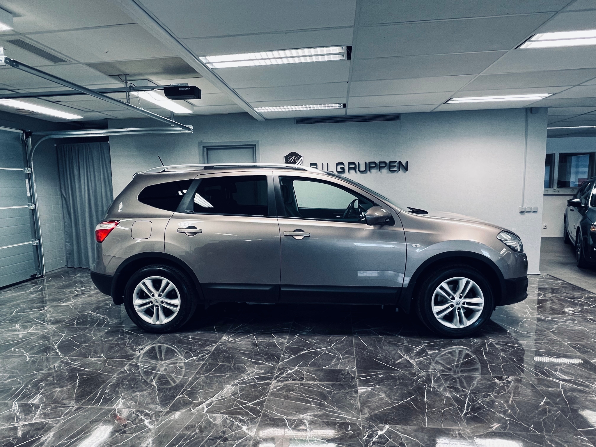 Nissan Qashqai+2 2.0 140hk 7 Sitsig 2011, photo 2/53