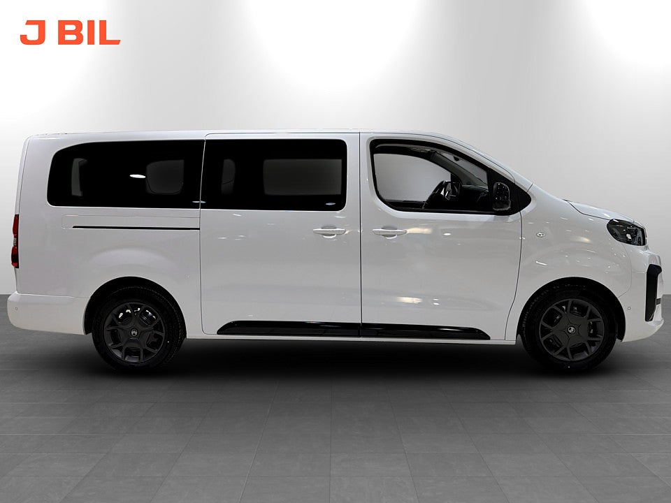 Bild på Citroën Jumpy Spacetourer PLUS BlueHDi 9-SITS Aut - HYRBIL