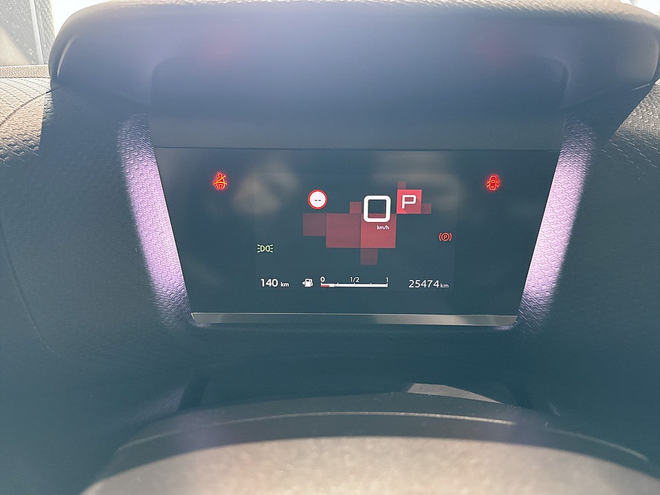 Bild på Citroën C4 Shine Exclusive 1.2 PT 155hk Aut BLUETOOTH