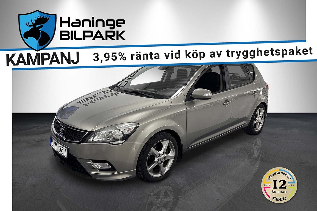 Kia CEED 1.6 CRDI SUPERDEAL  FR 3,95%/PDC/DRAGKROK