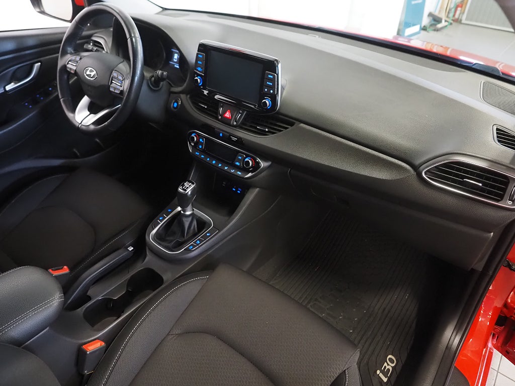 Hyundai i30 Kombi 1.0 T-GDI 120hk Trend Dragkrok Carplay Kamera 2020