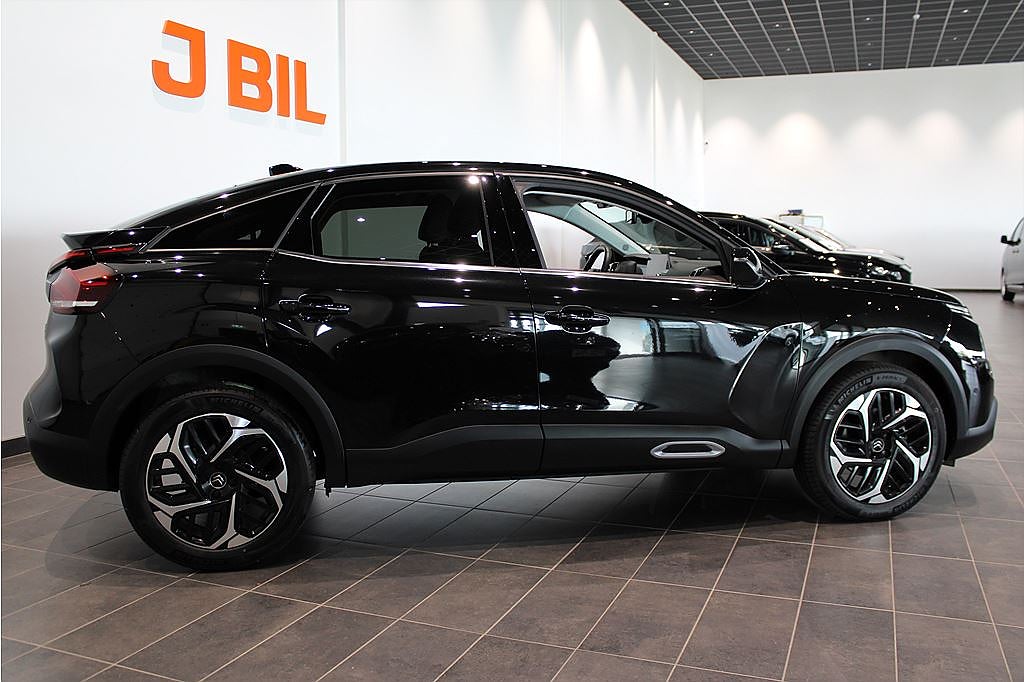 Bild på Citroën C4 Shine 1.2 PT 130hk Aut - B-KAMERA, CARPLAY