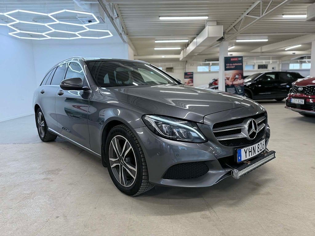 Mercedes-Benz C 220 T d 4MATIC Avantgarde Drag D-Värm B-Kamera LED