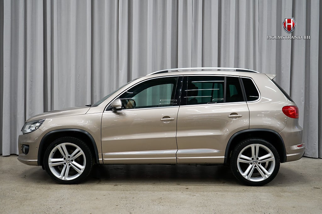 Volkswagen Tiguan 2.0 TDI 4Motion FULL R-line Sport Pano Drag Dvärm Läder