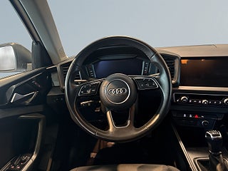 Audi A1 Sportback 30 TFSI Proline S&V-Hjul/P-sens/M-värm – bild 9