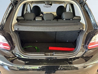 Mitsubishi Space Star 1.2 MIVEC Motorvärmare Kamkedja Farthållare S&V-däck