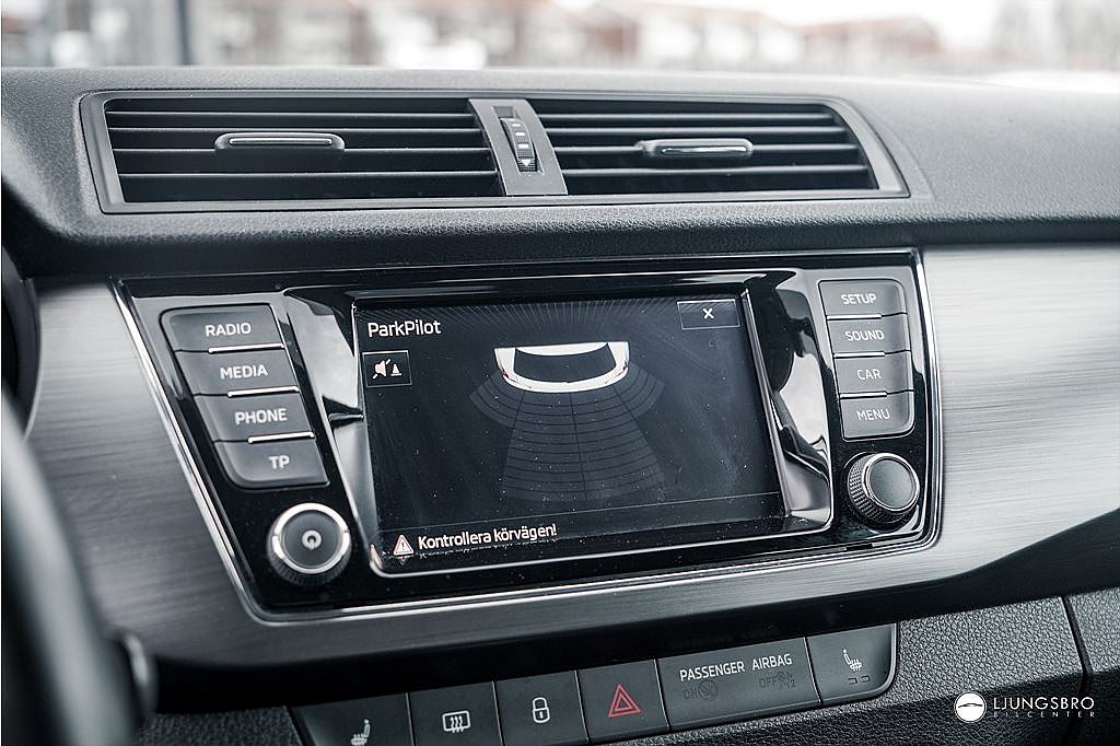 Skoda Fabia 1.2 TSI DSG 110hk / PDC / Lågmilad