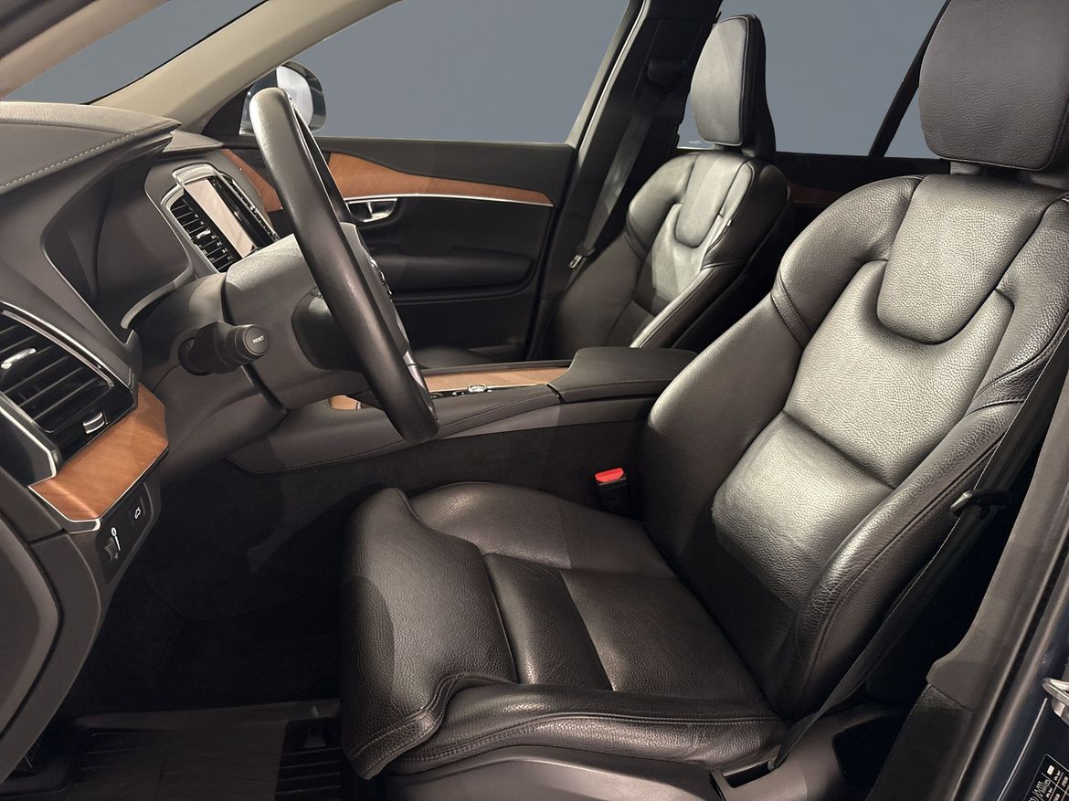 Volvo XC90 B5 AWD Diesel Inscription 2022, photo 6/10