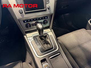 Kombi Volkswagen Passat 18 av 20