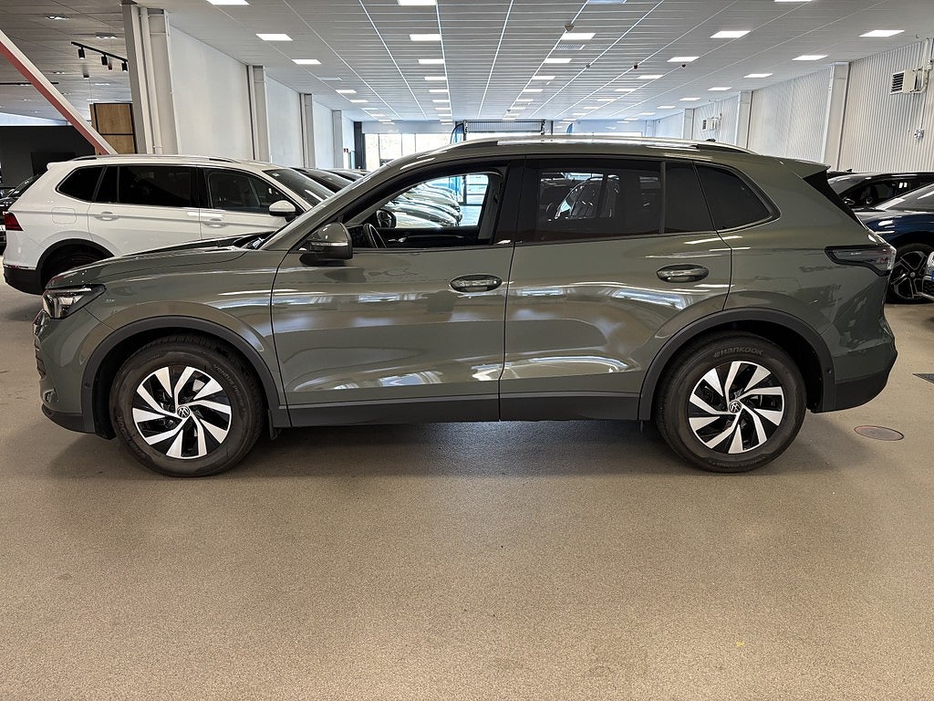 Volkswagen Tiguan eTSI 150 DSG Värmare/Drag/Kamera/Keyless