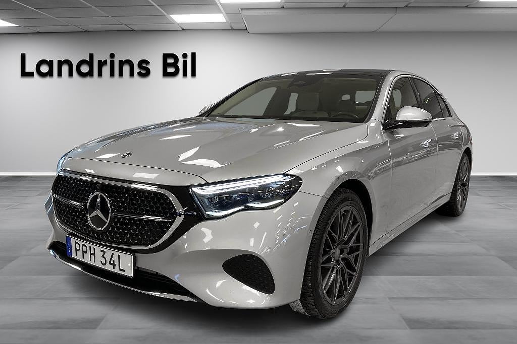 Mercedes-Benz E 300 d e 4MATIC Pano HUD Drag Superscreen MOMS