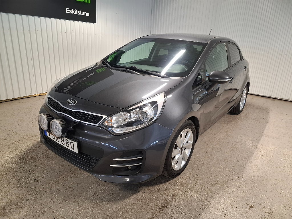 Kia Rio 5-dörrar 1.4 CVVT GLS Motorvärmare Extraljus Rattvärme