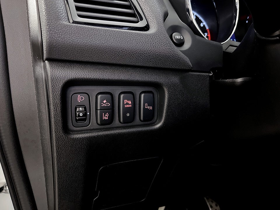 Bild på Mitsubishi ASX Onyx 2.0 150hk Aut 4WD B-KAMERA CARPLAY