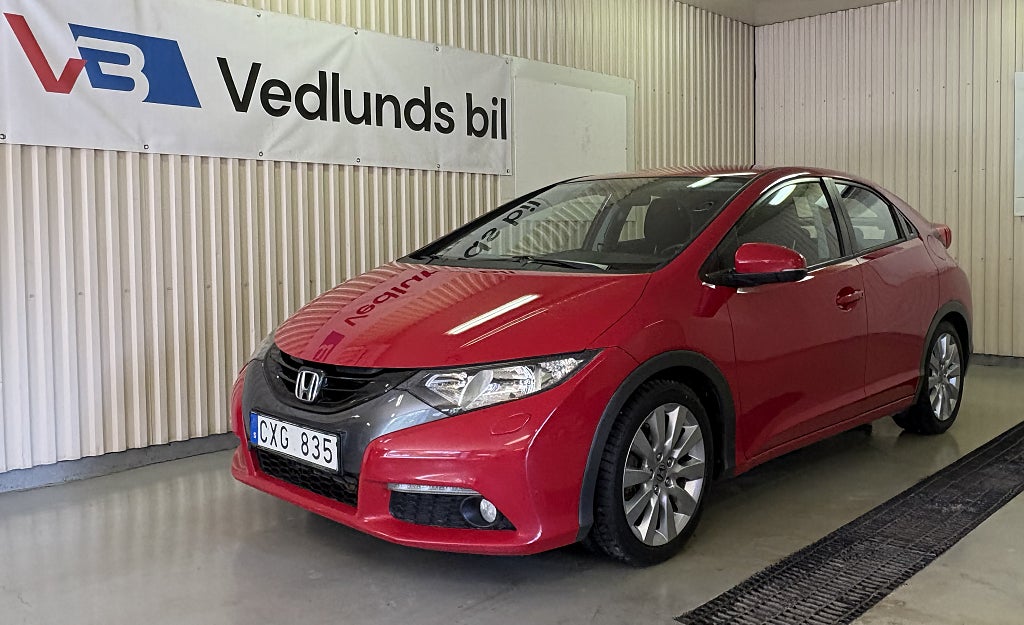 Honda Civic 1.8 i-VTEC 142hk Sport Backkamera Motorvärmare Drag