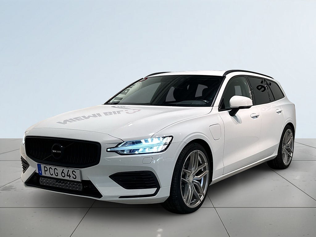 Volvo V60 T6 Twin Engine AWD Drag Rattvärme CarPlay S/V-hjul