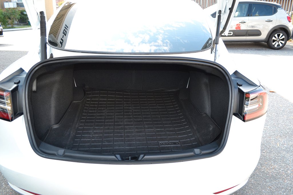 Tesla Model 3 Long Range AWD, 440hk, 2021