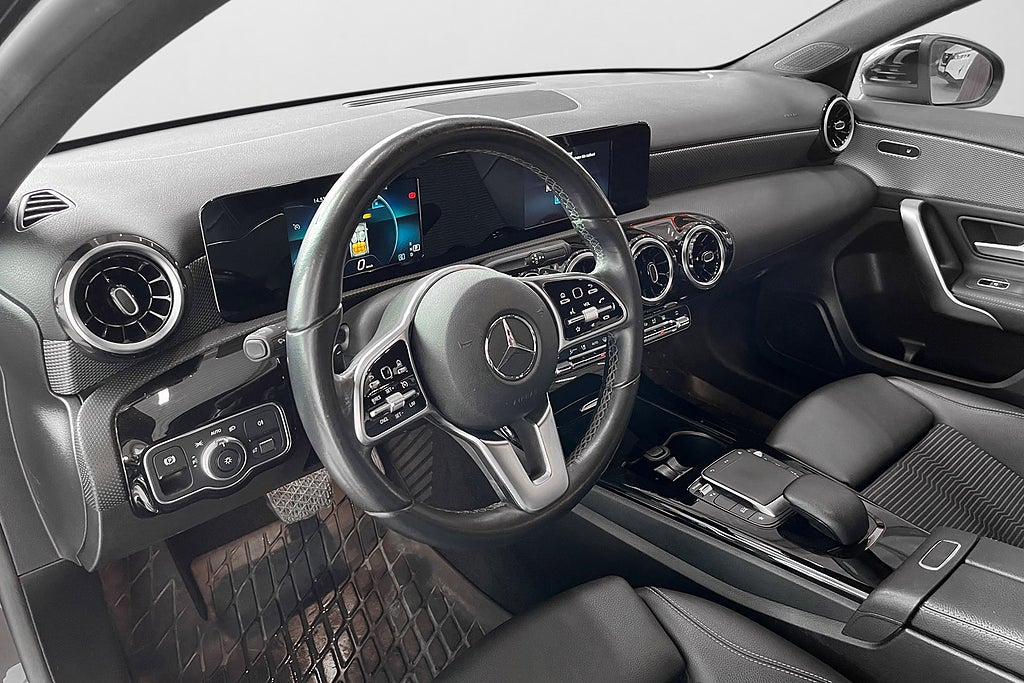 Mercedes-Benz A 2021 - miniatyr 9