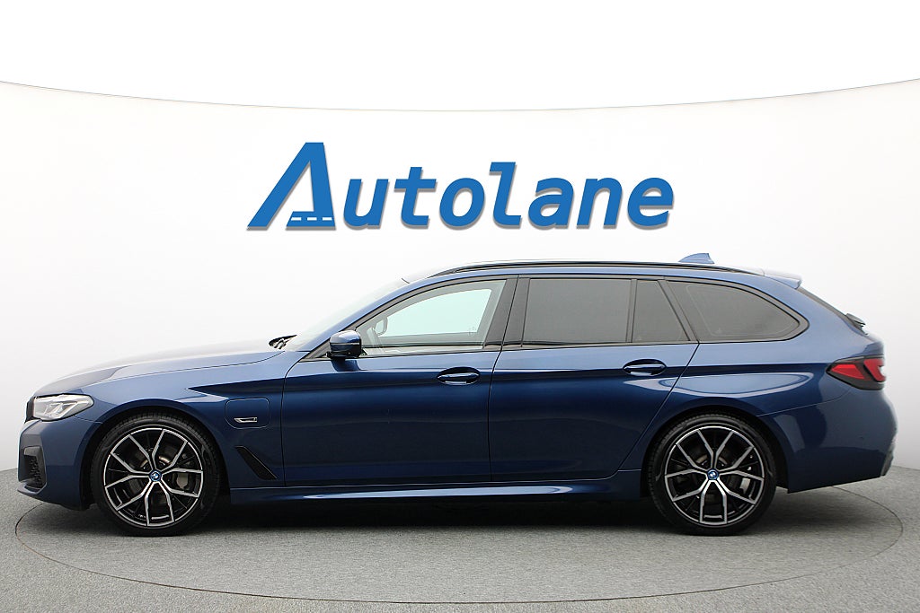BMW 530e xDrive Touring, M Sport, 360°, HUD, HK, Drag, 292hk