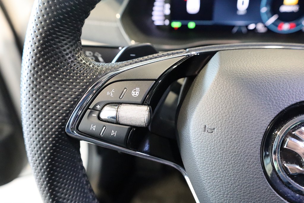 Skoda Octavia Kombi iV Style Aut Kamera Värmare Leasbar 2022