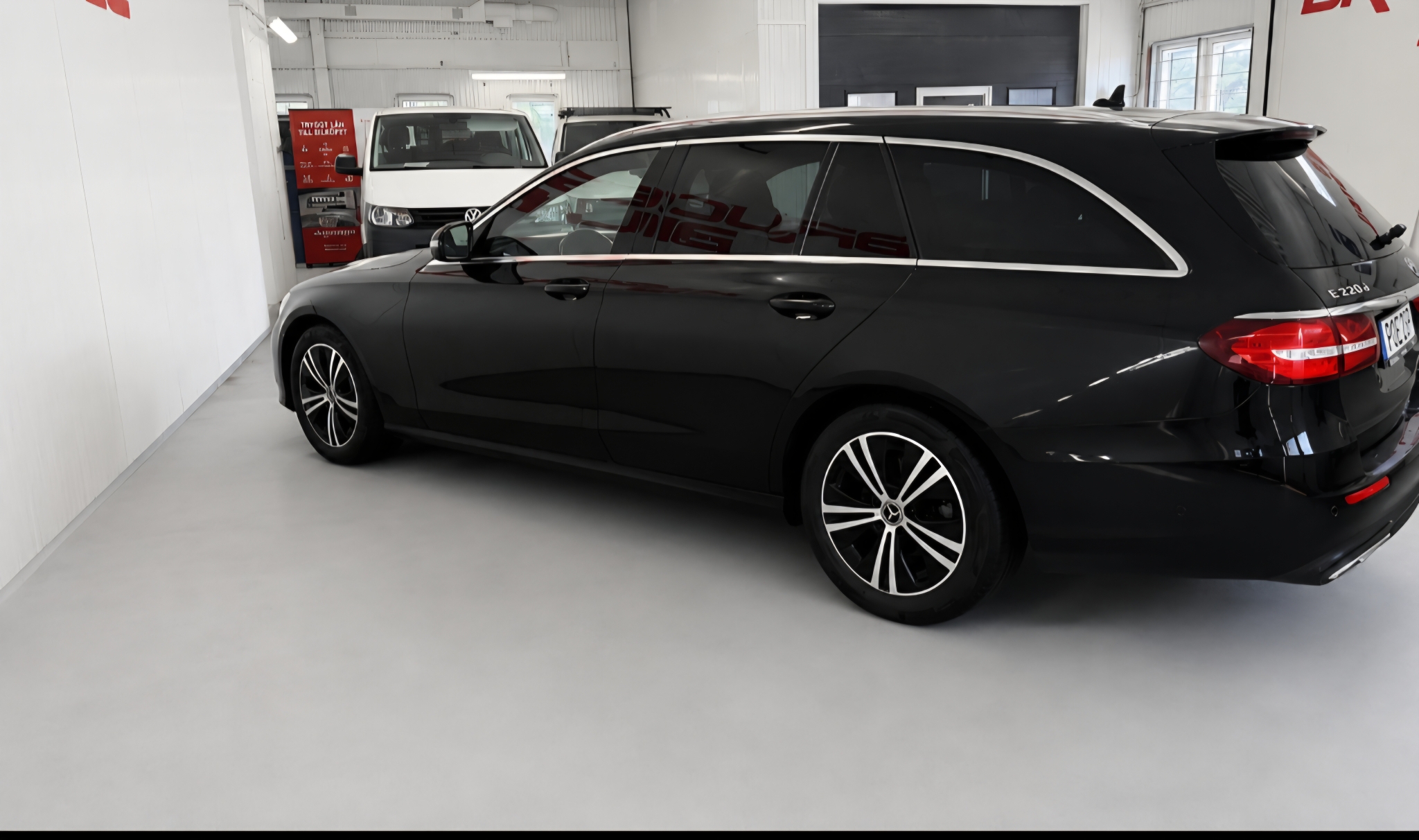 Mercedes-Benz E 2020, bild 4/39