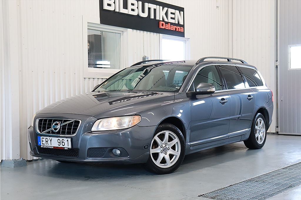 Volvo V70 2.5FT Momentum Drag M-värm 231hk