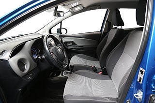 Halvkombi Toyota Yaris 10 av 23