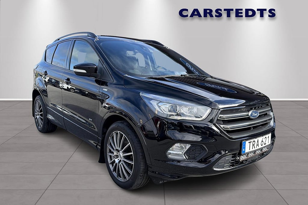 Ford Kuga 2.0 TDCi 180hk AWD ST-Line D-Värmare Drag