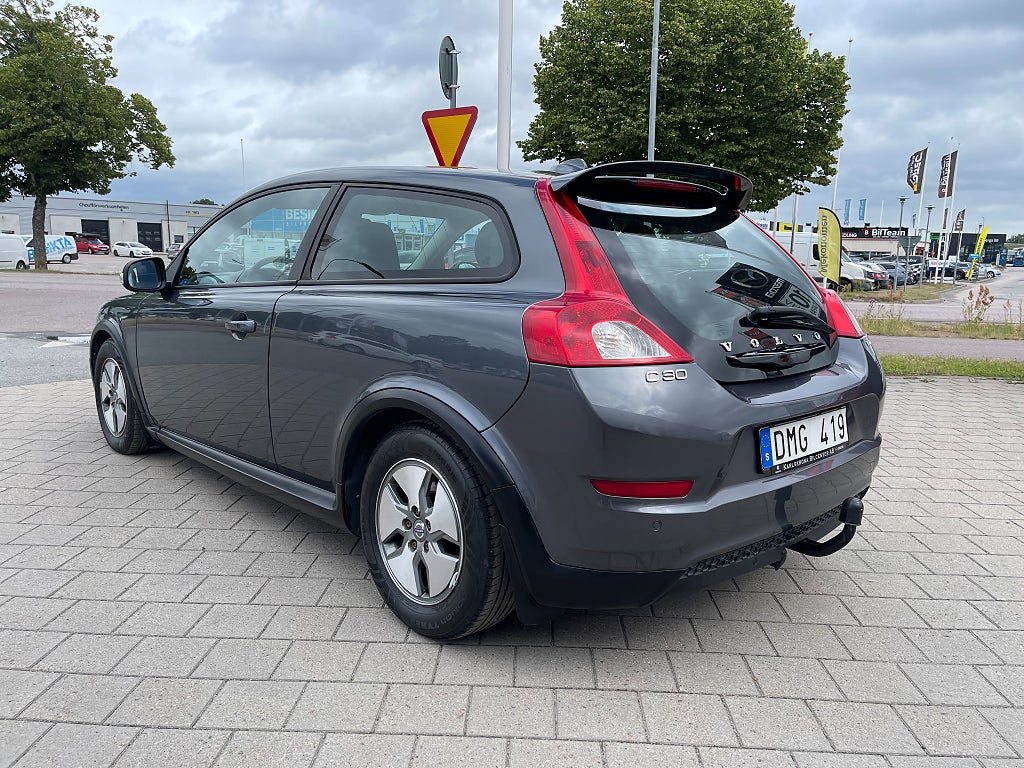 Volvo C30 1.6D DRIVe Momentum 109 hk Dragkrok