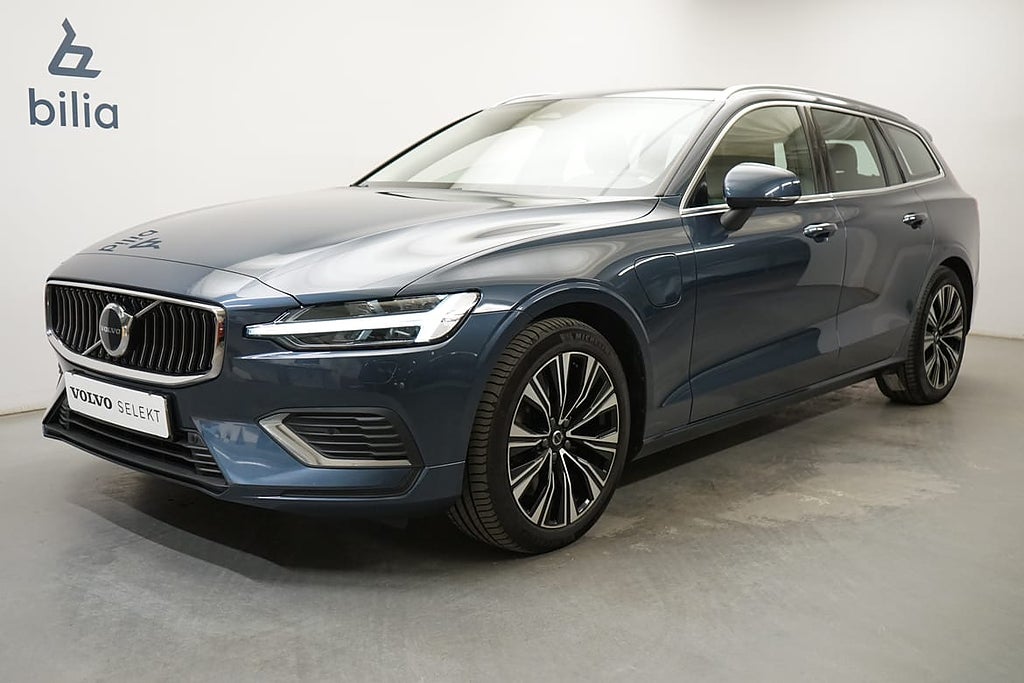 Volvo V60 Recharge T6 Core Bright, Dragkrok, Navigation,...