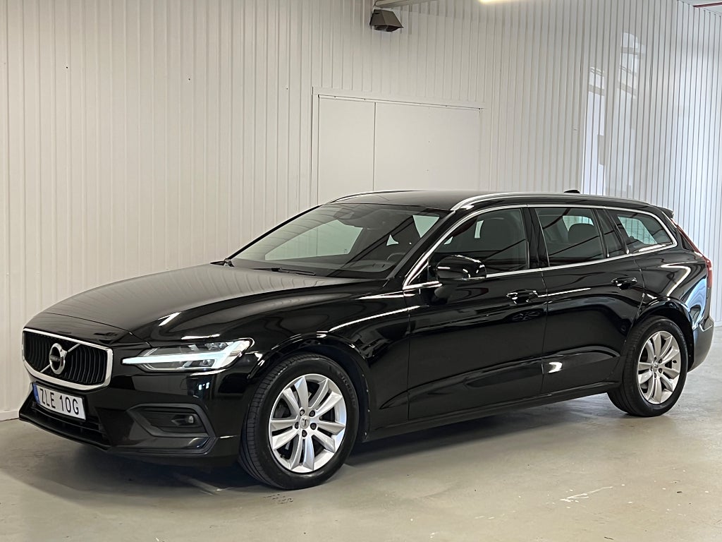 Volvo V60 B4 Geartronic 1-ägare Advanced SE B-Kam Moms Nybesik 