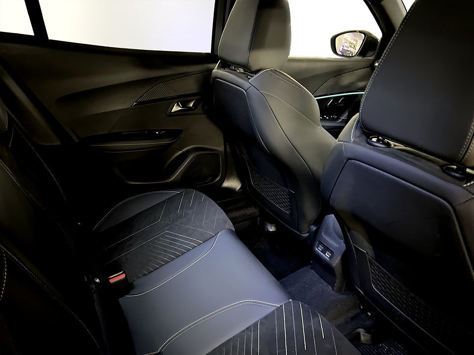 Bild på Peugeot 2008 GT 1.2 PT 130hk Aut B-KAMERA CARPLAY