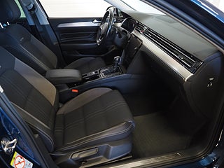 Kombi Volkswagen Passat Alltrack 10 av 25