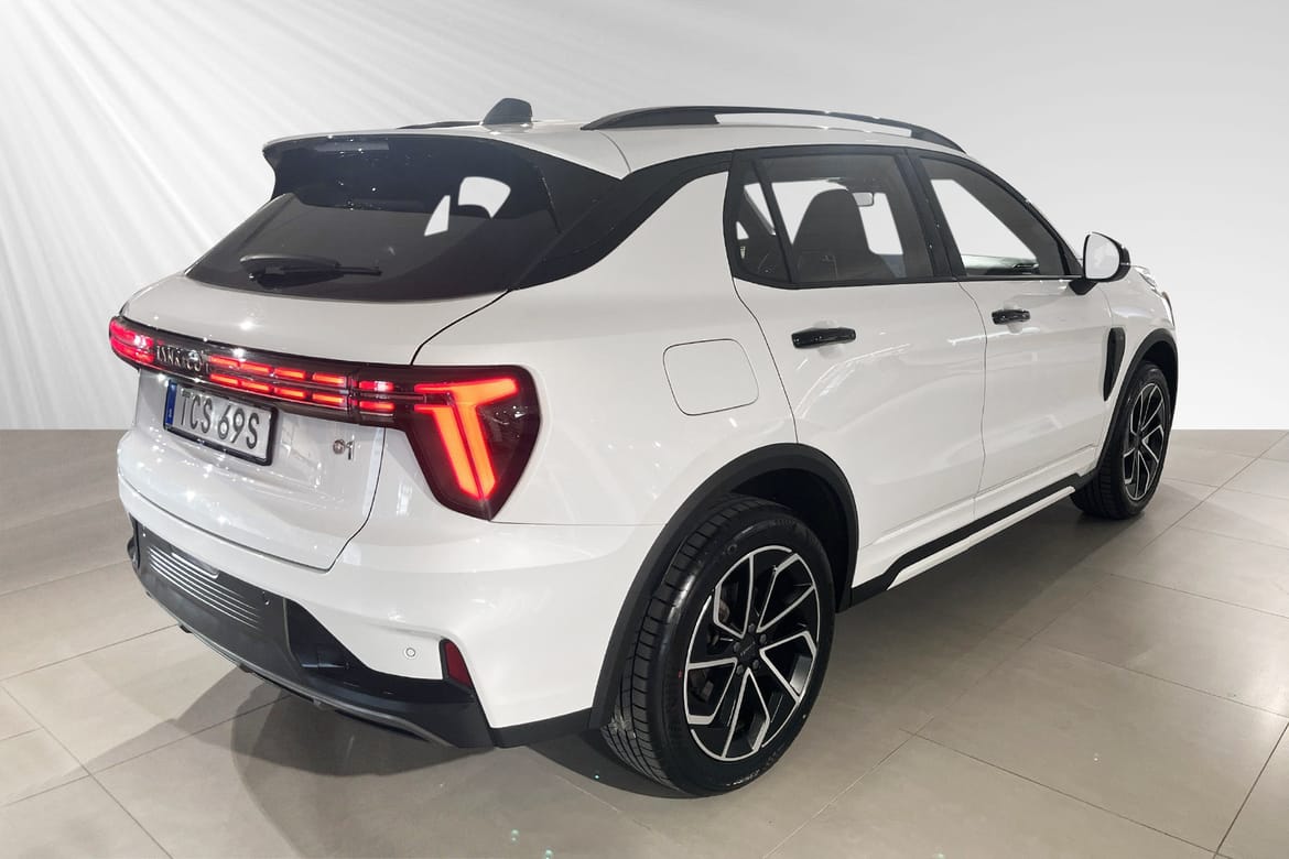 Lynk & Co 01 Core PHEV 2025, bild 4/33