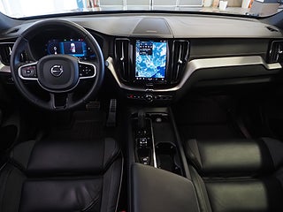 SUV Volvo XC60 16 av 28