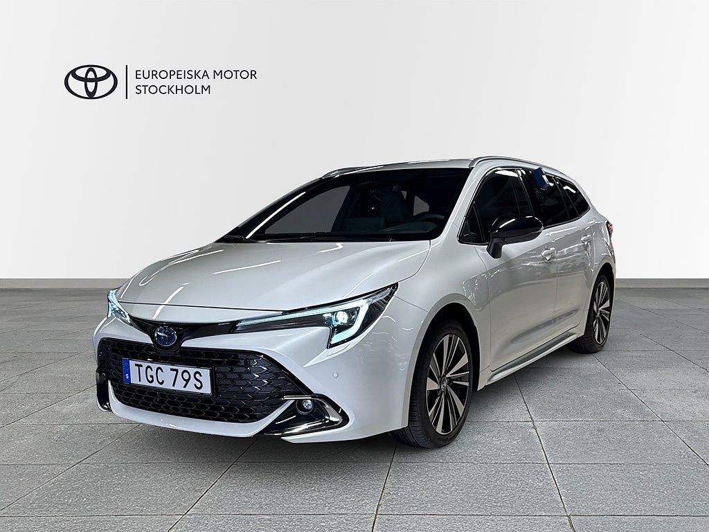 Toyota Corolla  2.0 HSD TS Style / V-hjul / MOMS
