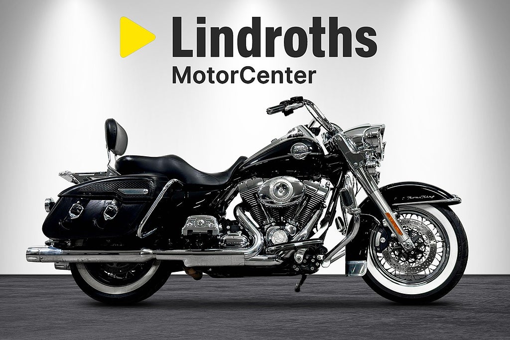 Harley-Davidson Road King Classic " FRI FRAKT "