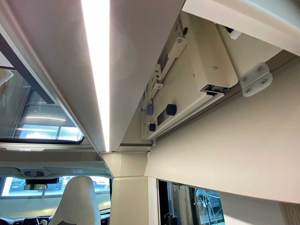 Adria Compact DL 60 Y / Vårmässa 20–22 mars – Påfyllt lager! - Adria