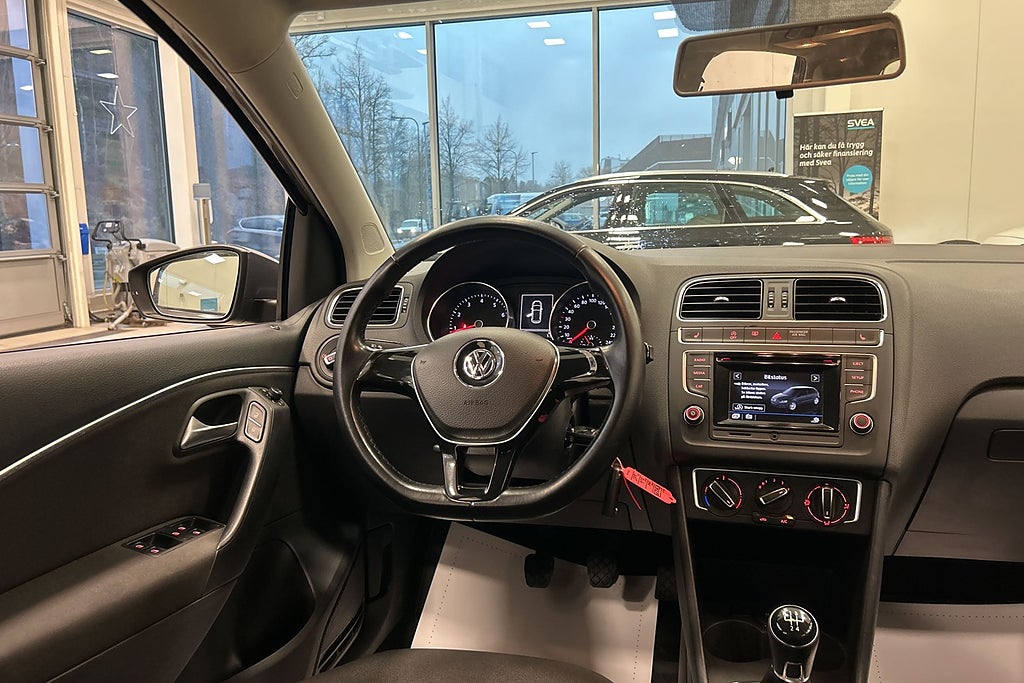 Volkswagen Polo 5-dörrar 1.2 TSI BMT Bluetooth (SÅLD)