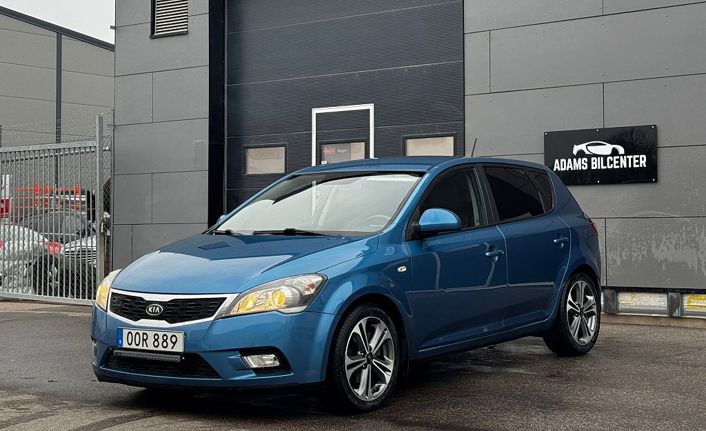 Kia Ceed cee'd 1.6 CRDi EX ny besiktigad