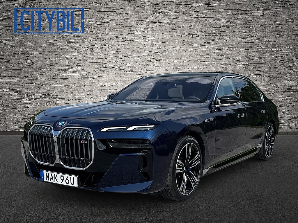 BMW M760 e L xDrive - Exclusive - Individual - Connosieur